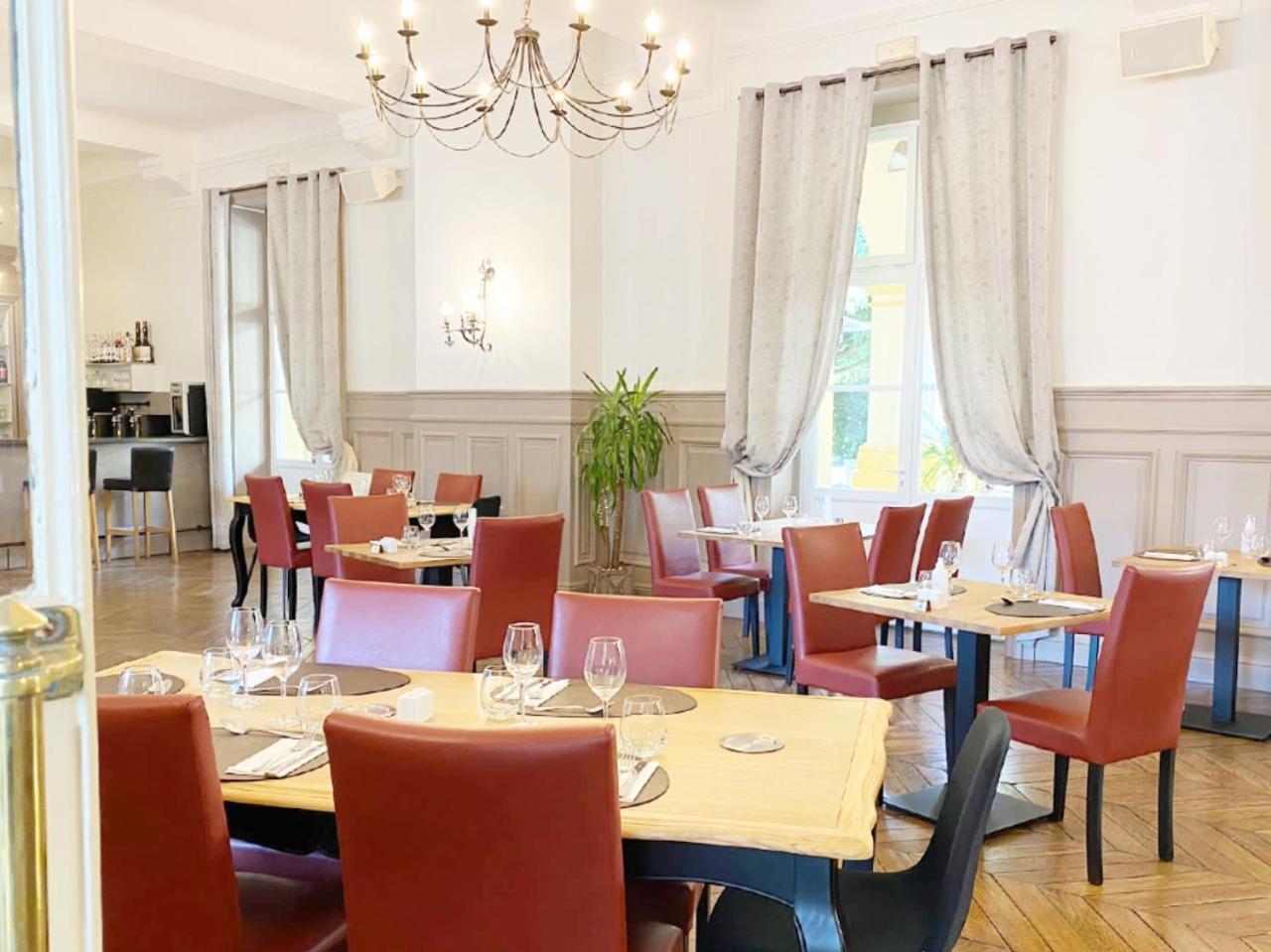 Grand Hotel De Bourbon-Lancy - Spa Et Restaurant - Logis Dış mekan fotoğraf