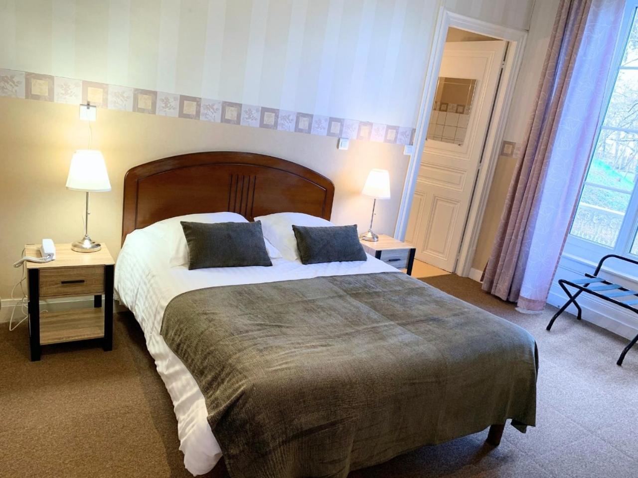 Grand Hotel De Bourbon-Lancy - Spa Et Restaurant - Logis Dış mekan fotoğraf