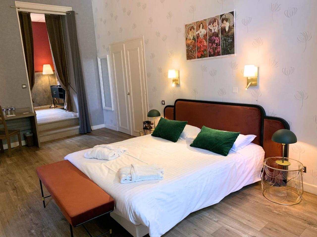 Grand Hotel De Bourbon-Lancy - Spa Et Restaurant - Logis Dış mekan fotoğraf
