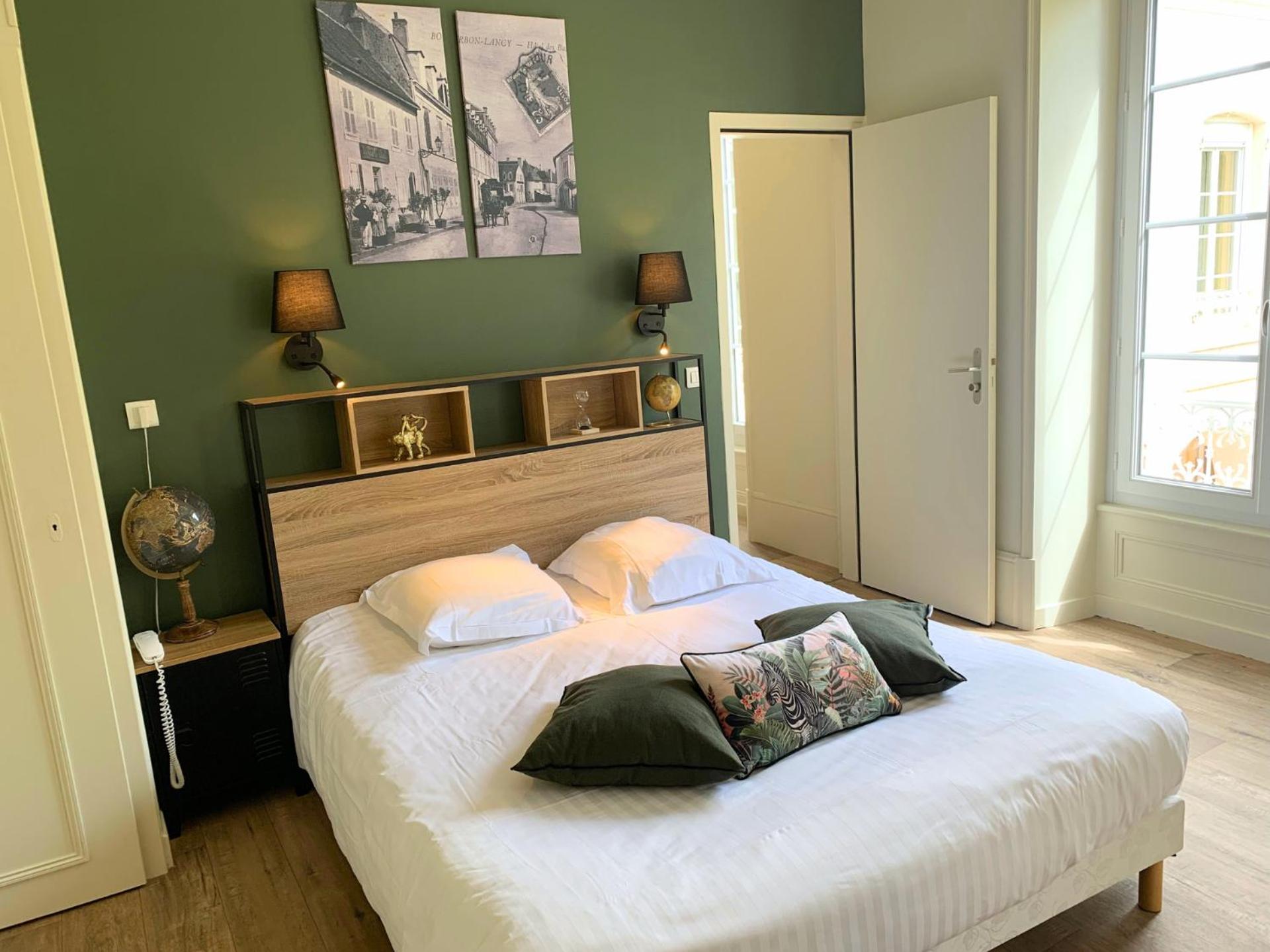 Grand Hotel De Bourbon-Lancy - Spa Et Restaurant - Logis Dış mekan fotoğraf
